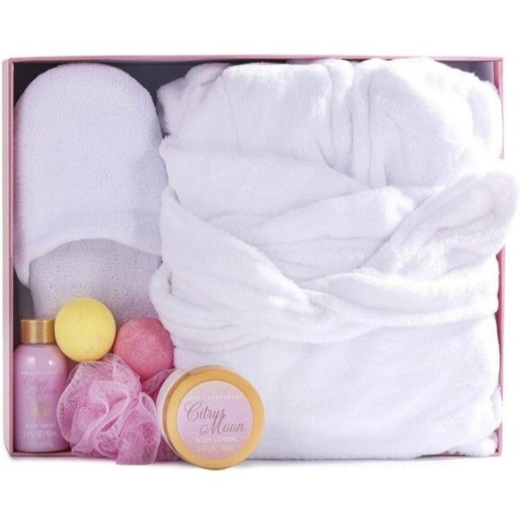 Spa 7 pc Gift Set Women Luxetique Bathrobe,Slippers,Body Wash,Bombs & Lotion NEW - Picture 3 of 9